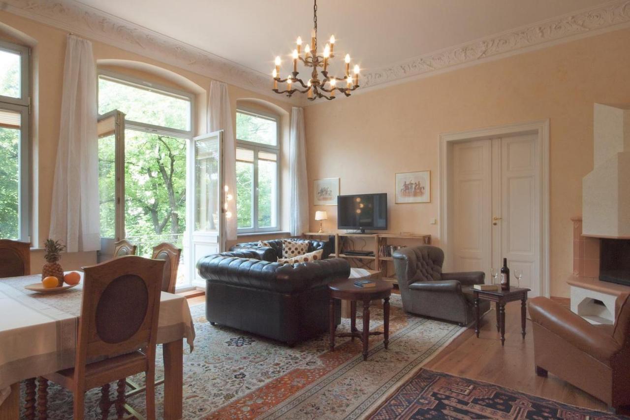 Ferienwohnungen Villa Haniel Julius Dresden Exterior photo